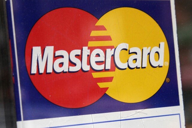 AIを使用して、Mastercardは犯罪者によって使用される前に、不正なカードをより速く見つけることを期待しています